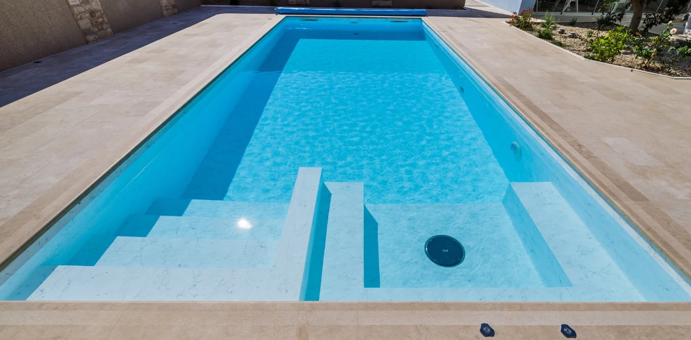 Guide to choosing pool accessories